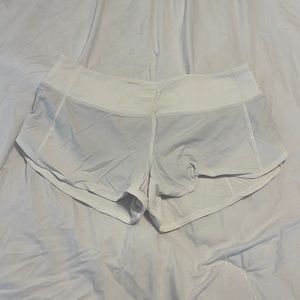 Lulu lemon white Speed Up High-Rise Lined Short 2.5"